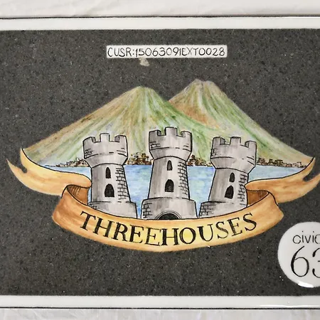 Threehouses * Trecase